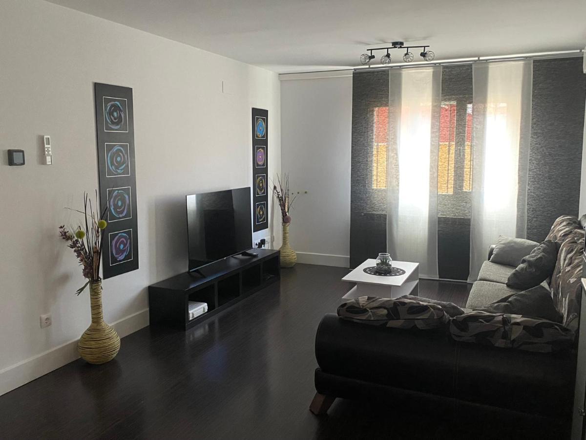 Vut Nohales Home ภายนอก รูปภาพ